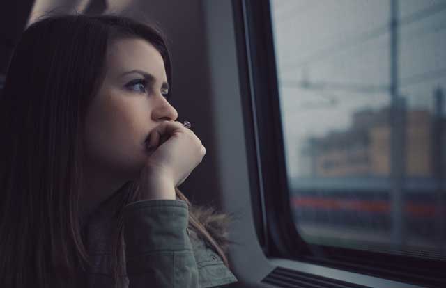 4 Ways to Change Your Thoughts and Relieve Depression
